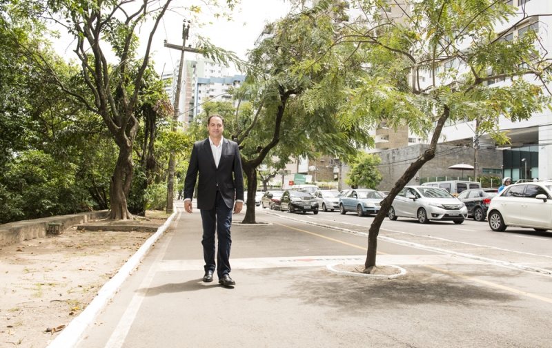 Edição 34 - Entrevista com o governador eleito de Pernambuco, Paulo Câmara (foto Bosco Lacerda)
